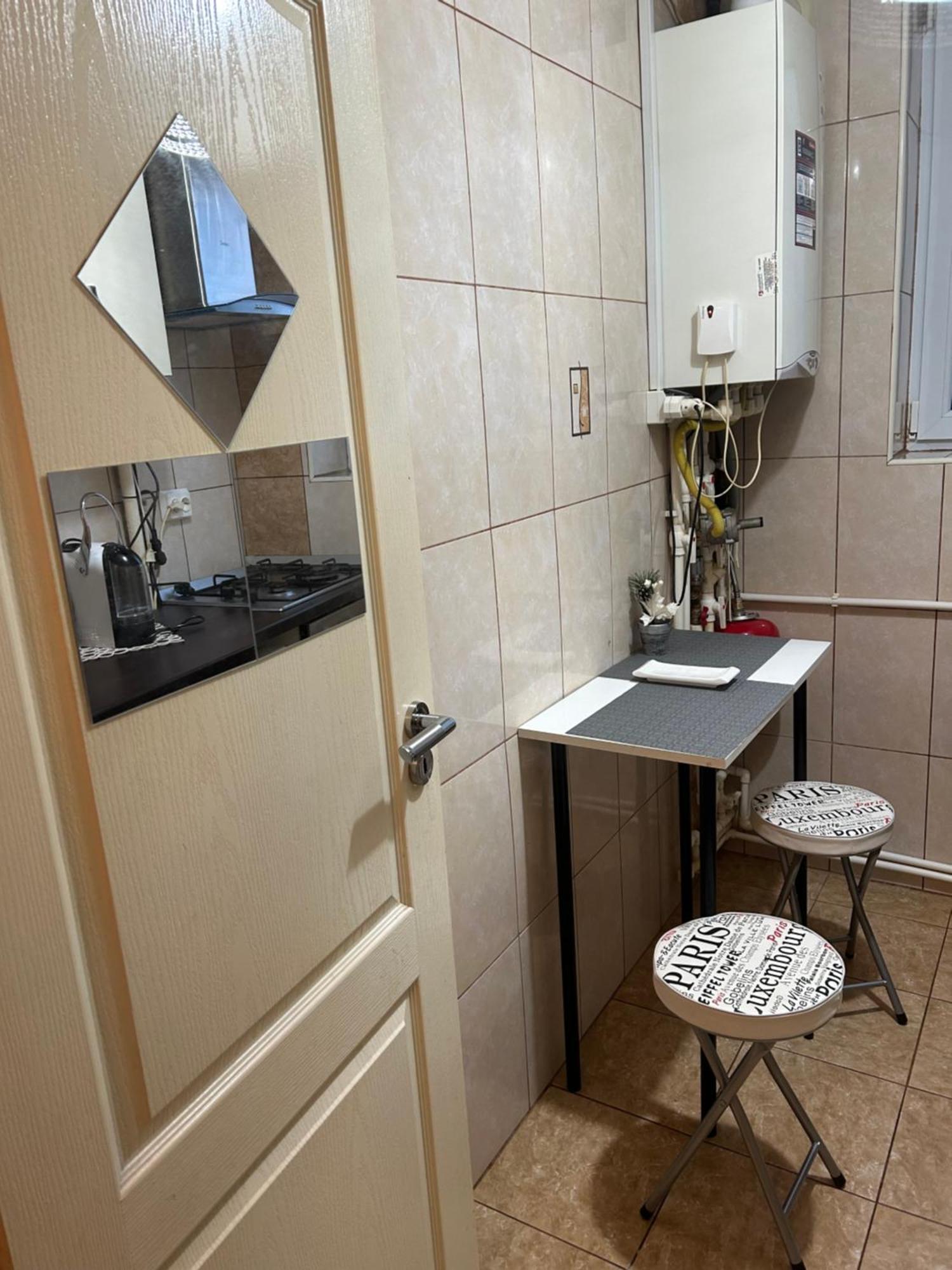 Little Paris Gare Du Nord Apartment Bucureşti Exterior foto
